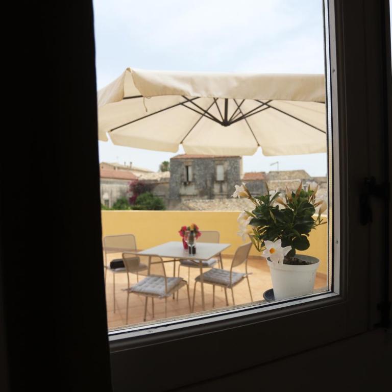 Ibla for Family and Friends - Camera Matrimoniale con Terrazza - 7