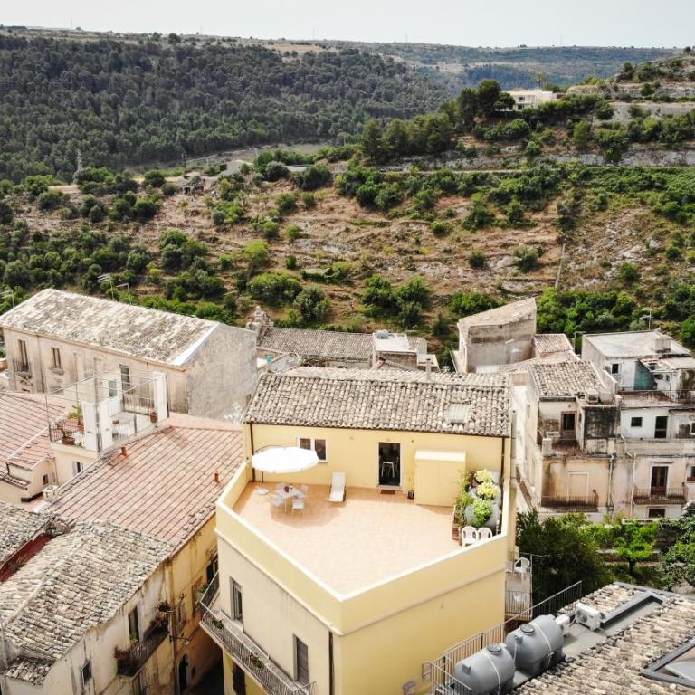 Ibla for Family and Friends - Camera Matrimoniale con Terrazza - 18