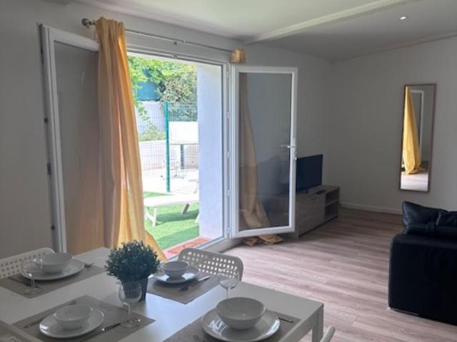 appartement au calme avec jardin privatif dans maison - Apartamento de 1 dormitorio con vistas al jardín - 14