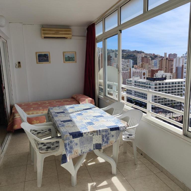 Solo familias Torre Domo Benidorm - One-Bedroom Apartment with Sea View and Terrace - 11