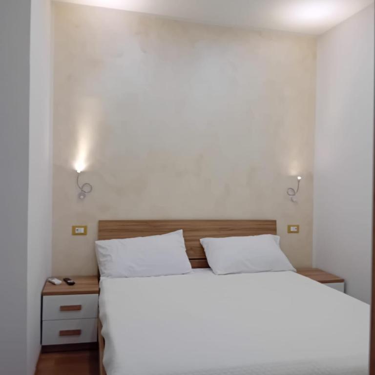 Diana Home 1 - One-Bedroom Apartment - 1