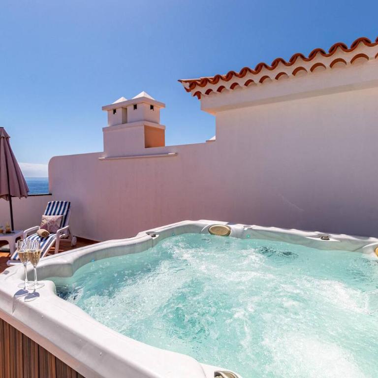 Penthouse Apt with Jacuzzi by Dream Homes Tenerife - Apartamento - 45