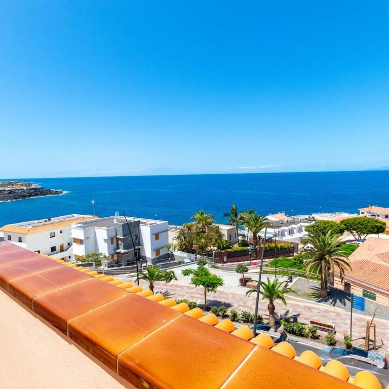 Penthouse Apt with Jacuzzi by Dream Homes Tenerife - Apartamento - 52
