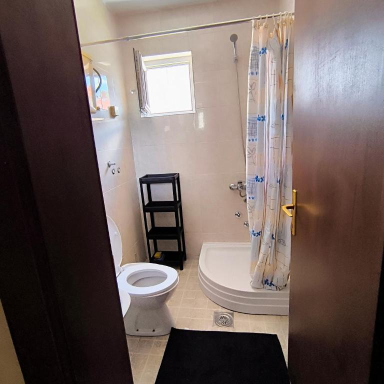 REA APARTMENT - One-Bedroom Apartment - 9