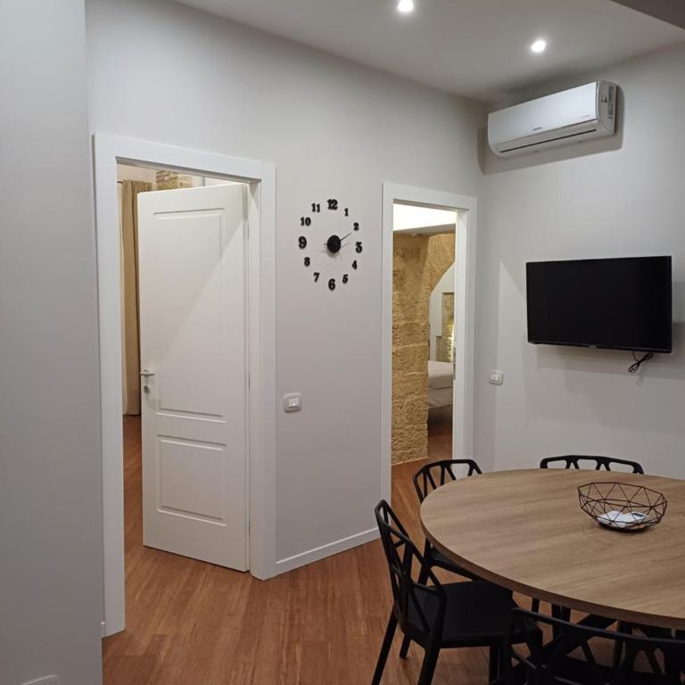 Residenza del Massimo - Double Room with Balcony - 4