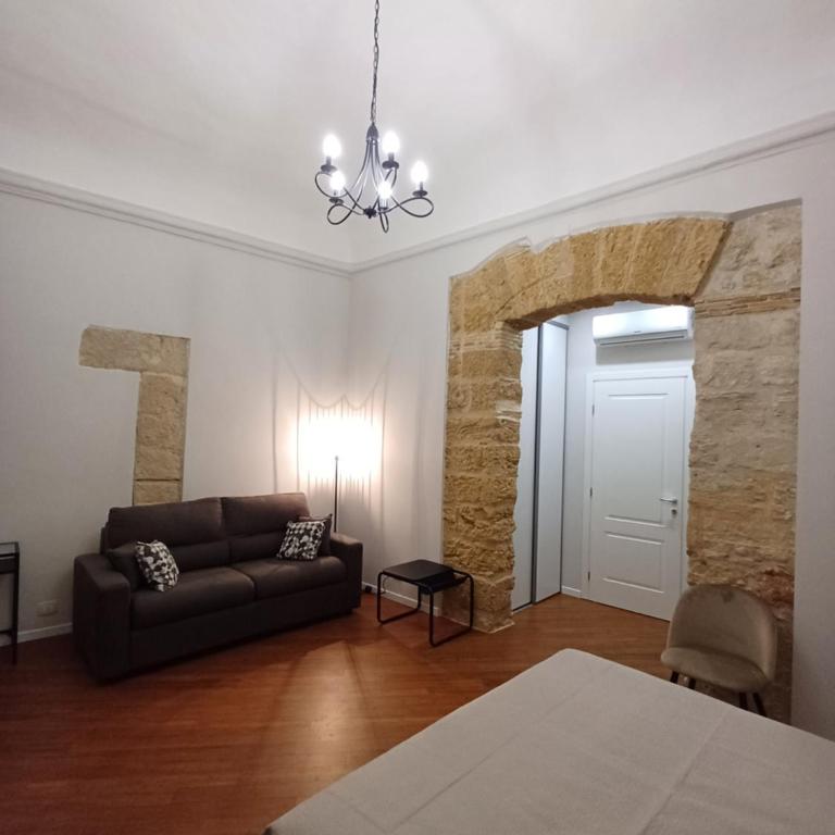 Residenza del Massimo - Family Room with Balcony - 7