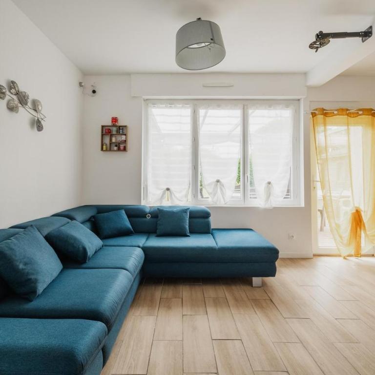 Maison des Clos Biais - Four-Bedroom House - 4
