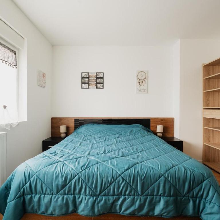 Maison des Clos Biais - Four-Bedroom House - 14