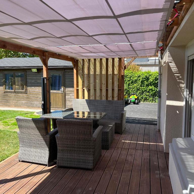 Maison des Clos Biais - Four-Bedroom House - 17