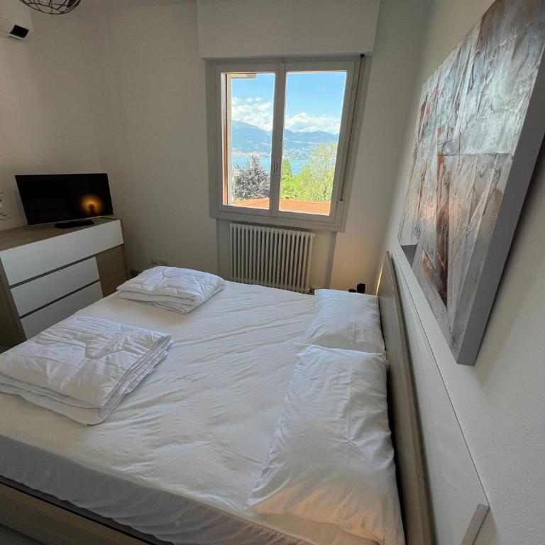 Marenco - Apartment with Lake View - 9