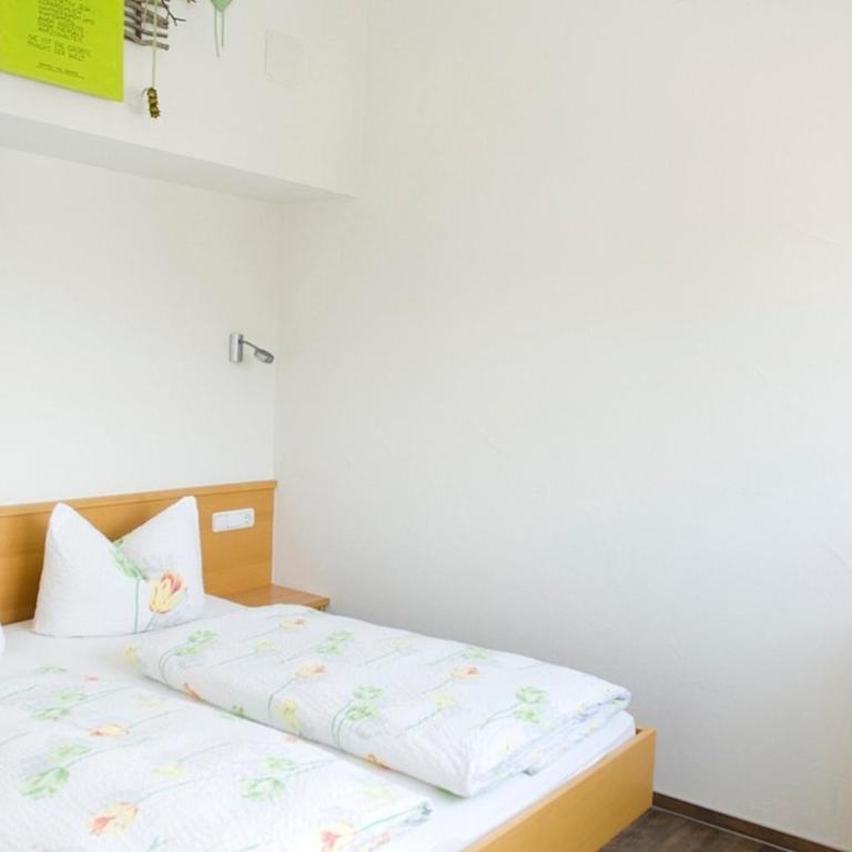 Ferienwohnung Alpensonne, Haus Wilfer, Oberstaufen PLUS - Apartment - 4