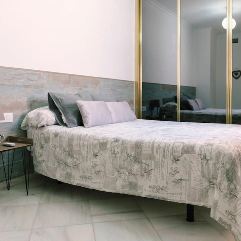 Wonderful 3 bedroom flat in the heart of Triana - Apartamento de 3 dormitorios - 22