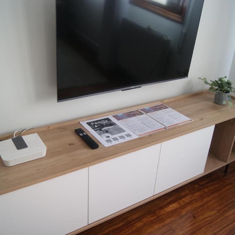 Nuevo, luminoso, reformado, cerca del Casco Viejo - Two-Bedroom Apartment - 10