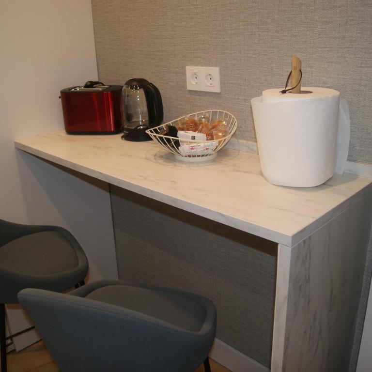 Nuevo, luminoso, reformado, cerca del Casco Viejo - Two-Bedroom Apartment - 17