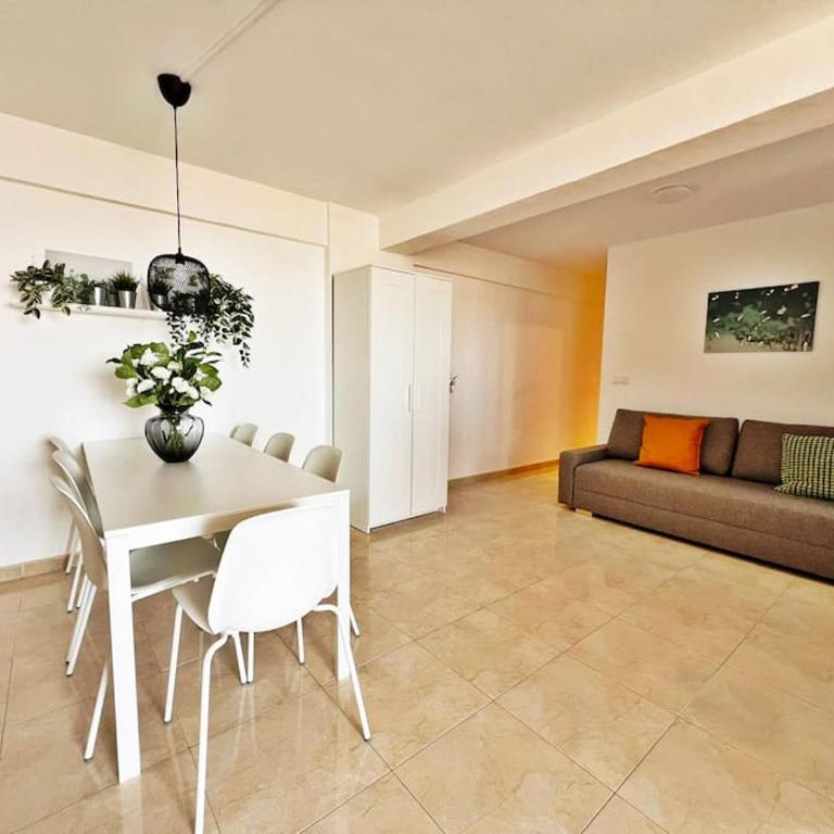 Luminoso y magnífico apartamento de playa - Apartamento de 2 dormitorios con vistas al jardín - 7