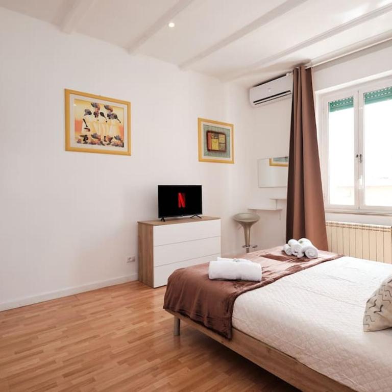 Penthouse 200 meters from metro Wi-Fi and AC - Appartement 2 Chambres - 1