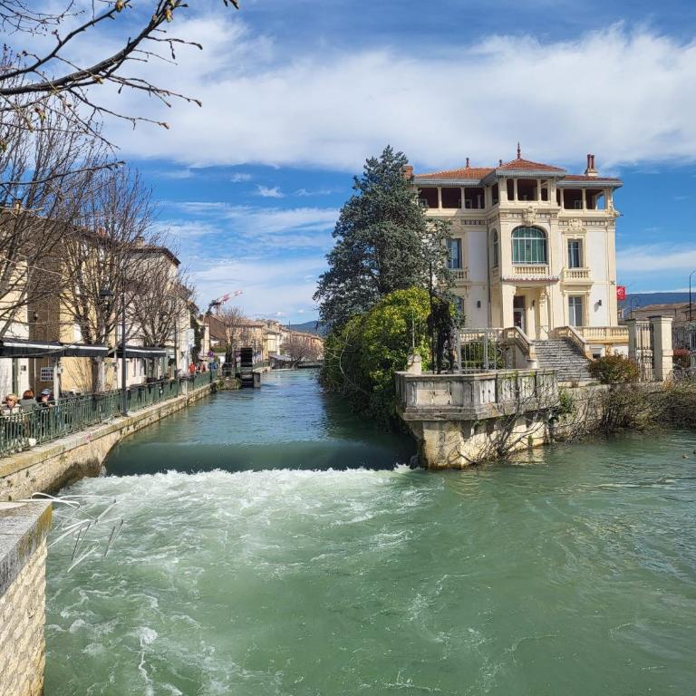 Sérénité au fil de l'eau Appartement de standing - Appartamento con 2 Camere da Letto - 32