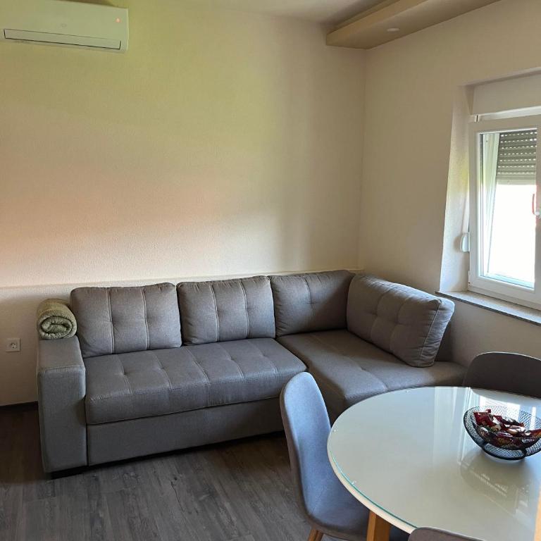 Apartmani Berdovic - Kuća sa 2 Spavaće Sobe - 5
