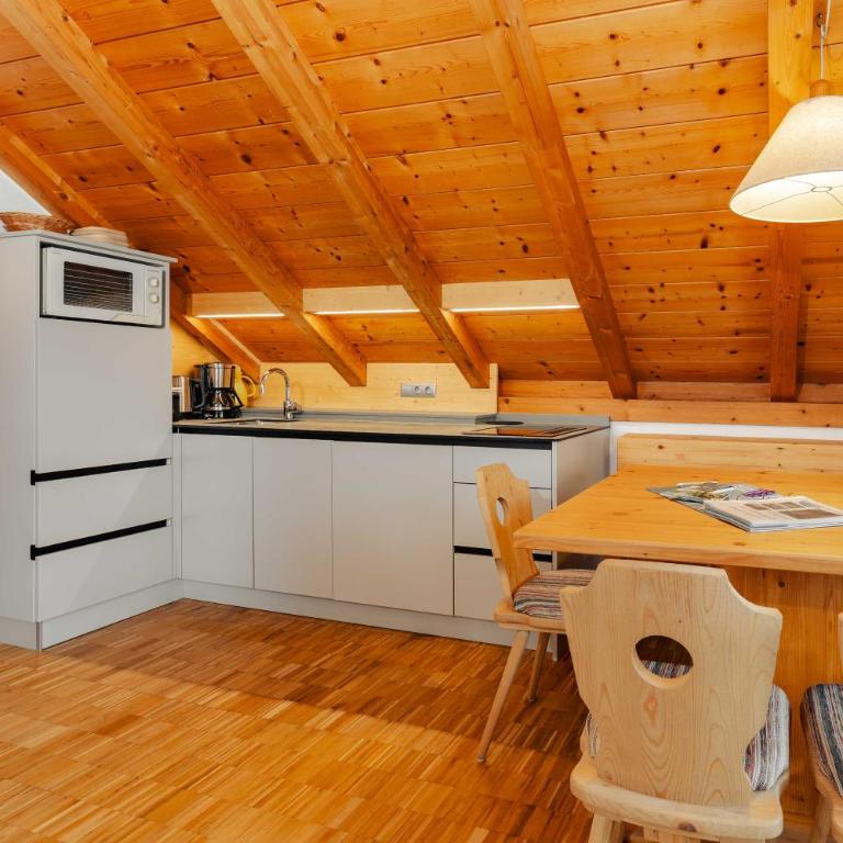 Ferienwohnungen Knaller-Möd - Maisonette-Apartment mit 2 Schlafzimmern und Seeblick - 5