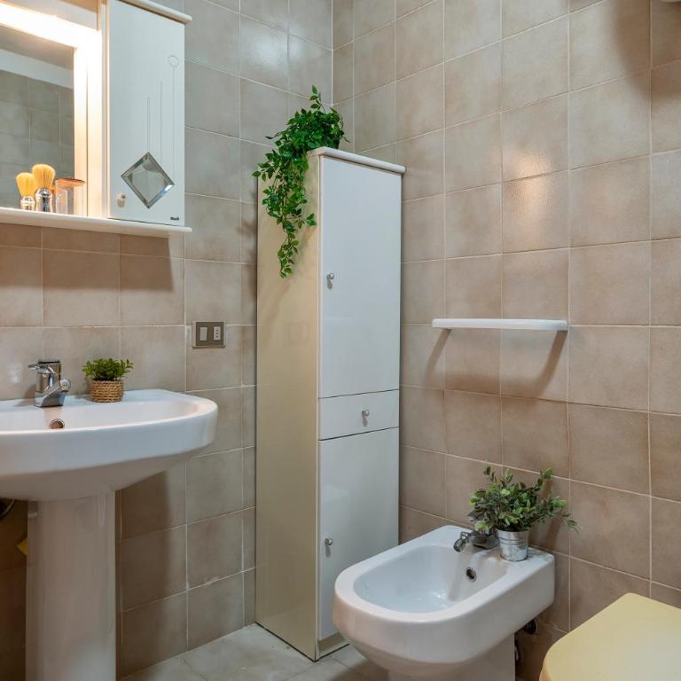 Sardinia Re - Lilium Central Flat - Free Parking - Two-Bedroom Apartment - 44