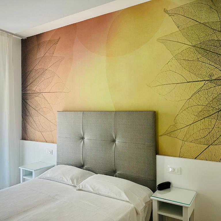 Hotel President - Deluxe Panorama Room with Balcony and Sea View - 2