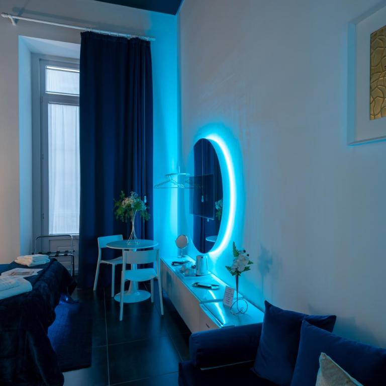 Skyhouse Chiaia - Superior Double Room - 6