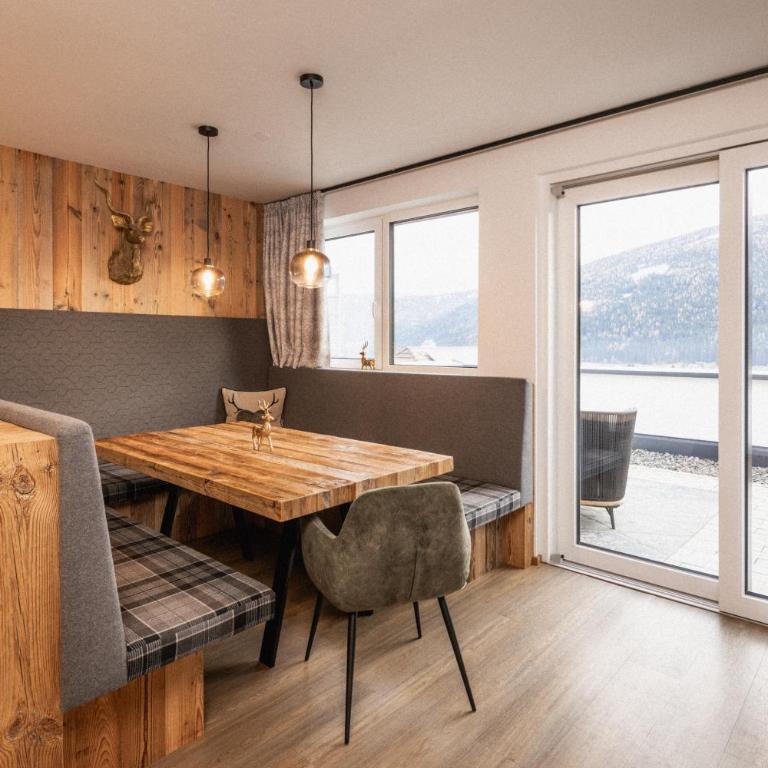 Das Liftplatzl - Suite mit 3 Schlafzimmern, 2 Badezimmern und Terrasse - 11