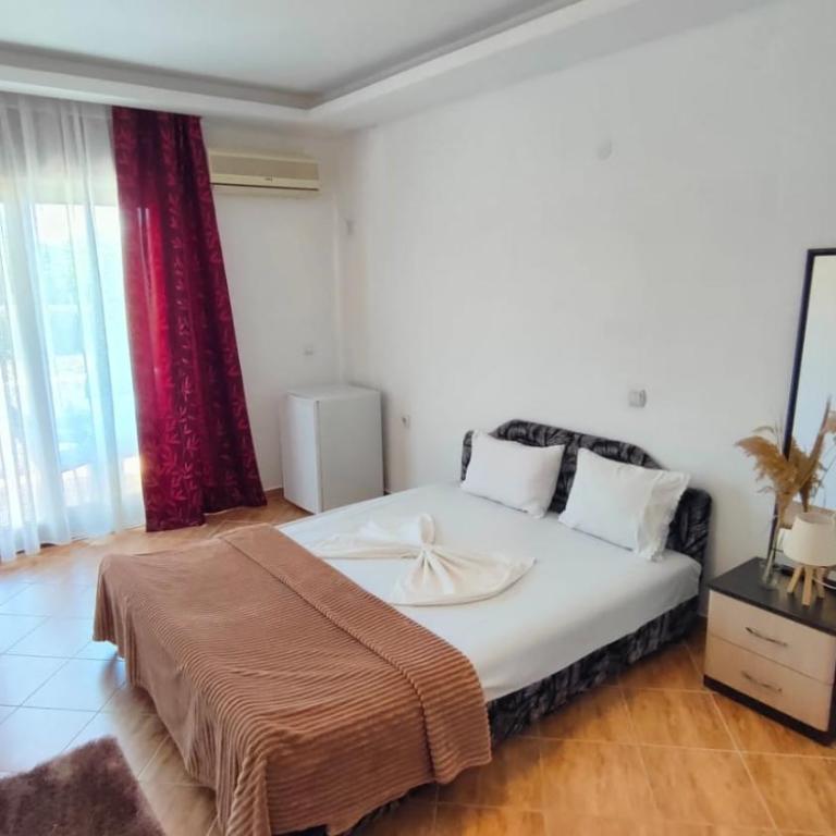 Lula Apartments - Triple Room with Balcony - 2