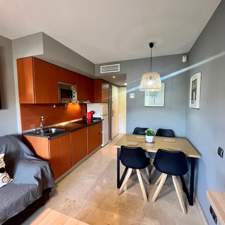 Precioso apartamento de una habitacion con parking y piscina - Apartamento de 1 dormitorio - 2