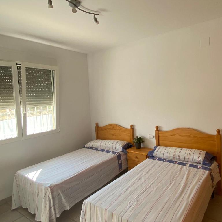 ROCA PLANA COSTA NORD - Five-Bedroom House - 7