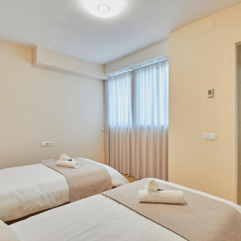 Vitania I Resort Penthouse with Jacuzzi - Two-Bedroom Apartment with Balcony and Terrace - 6