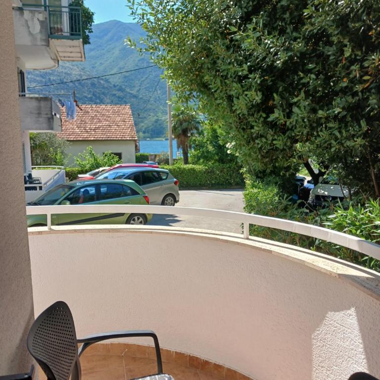 Apartments Tiha noć Kotor - One-Bedroom Apartment with Garden View - 10