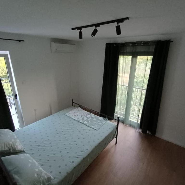 Calm apartment in Lepetane - Apartman sa 2 Spavaće Sobe - 8