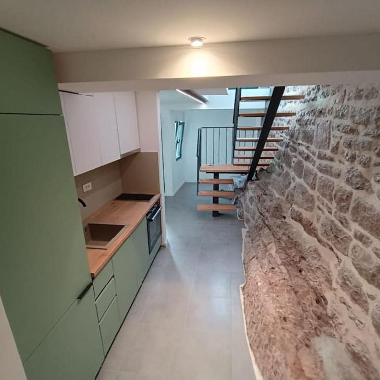 Calm apartment in Lepetane - Apartman sa 2 Spavaće Sobe - 11