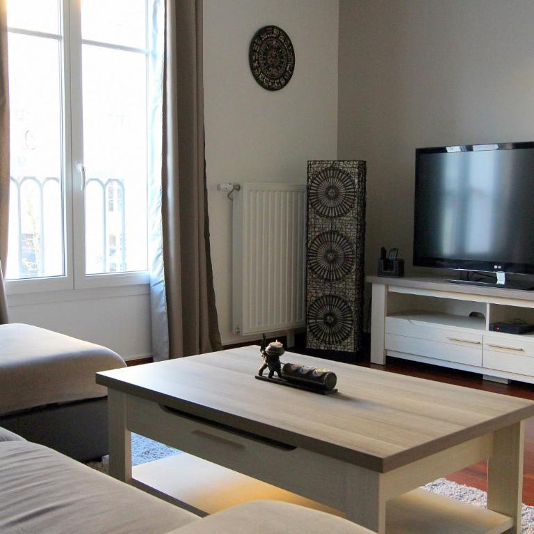 TRIANONS5 6 ppl apartment - 15min walk Disneyland - Apartment mit 2 Schlafzimmern - 7