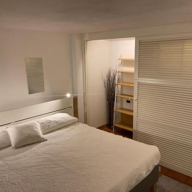 Vatican Luxury Apt with Garden - Appartamento con 2 Camere da Letto - 12