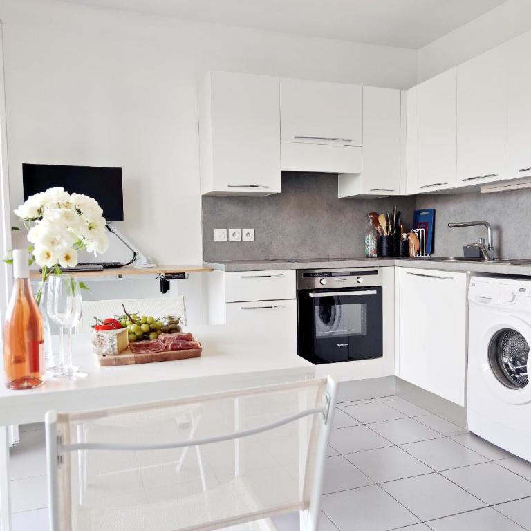 Sea view apartment - Quiet location, air conditioning & parking - Apartment mit 1 Schlafzimmer - 5
