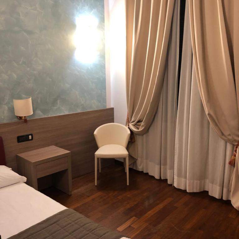 Hotel Parigi & Spa - Camera Familiare Classic - 4