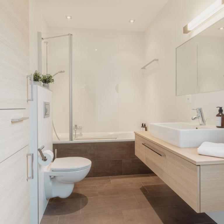 Magnifique appartement central avec vue dégagée - Apartment mit 2 Schlafzimmern - 11