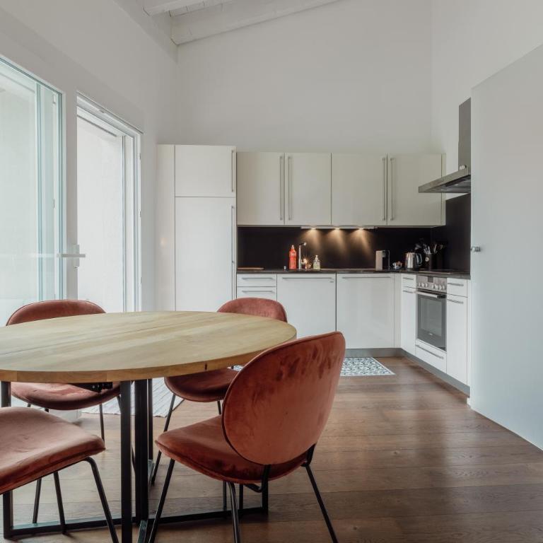 Magnifique appartement central avec vue dégagée - Apartment mit 2 Schlafzimmern - 18
