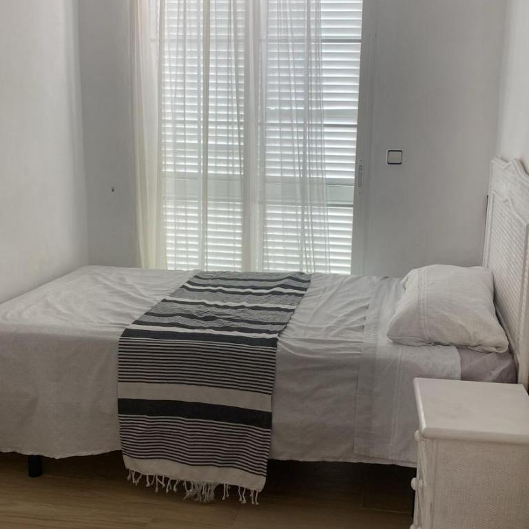Chalet Denia playa primera linea - Four-Bedroom House - 14