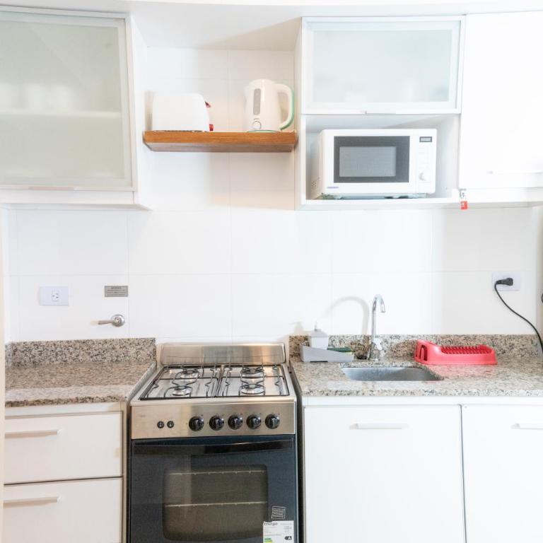 Inmejorable! Piso alto en Centro BsAs, Moderno con parrilla y pileta 3 pax - Apartamento con balcón - 12