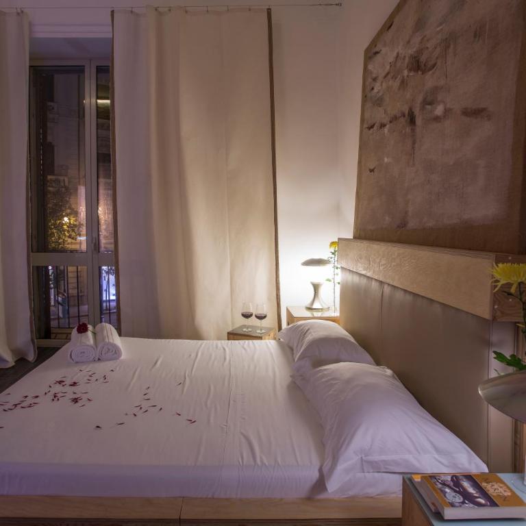 AQUAROOMS Suites - Junior Suite - 23