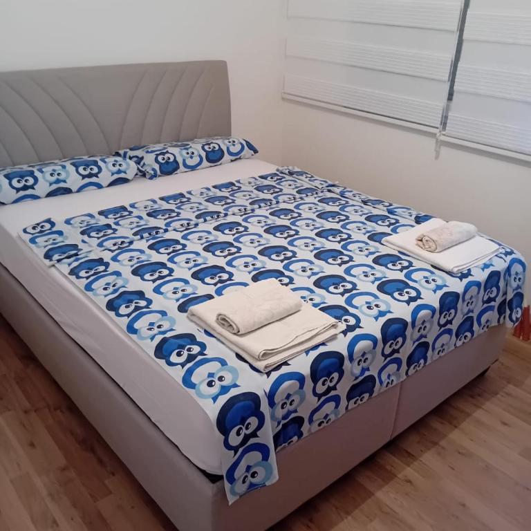 The Urbanite - One-Bedroom Apartment - 4