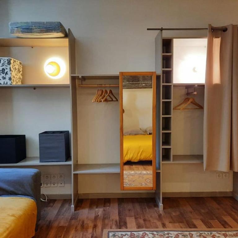 Studio avec terrasse - Appartement 1 Chambre - 13