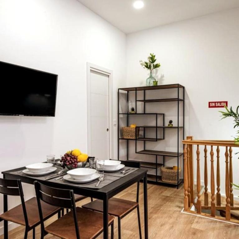 Alegría Urbana cerca de calle Alcalá - Two-Bedroom Apartment - 7