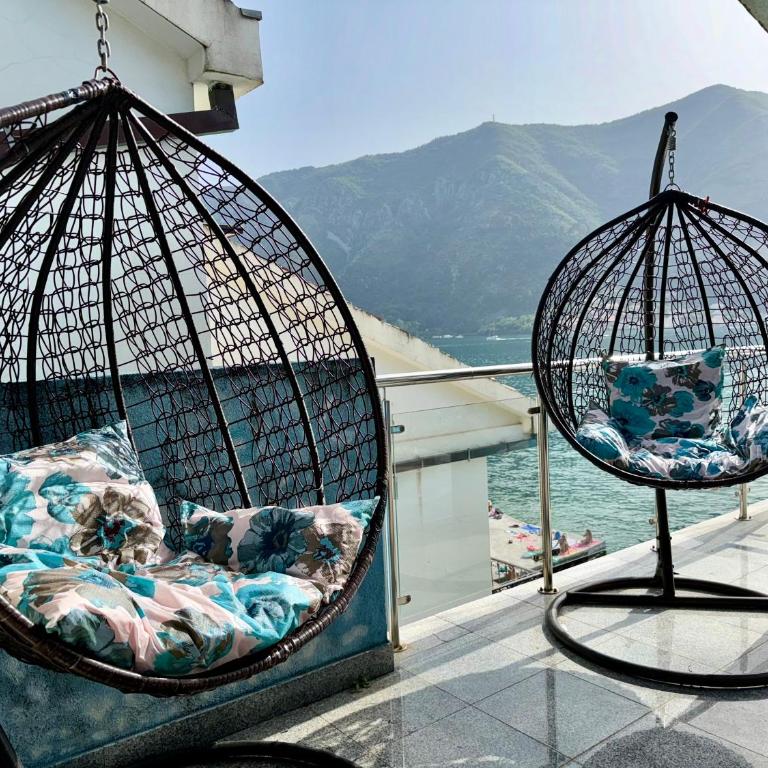 ApartHotel Maxim - One-Bedroom Apartment with Sea View and Balcony - 18