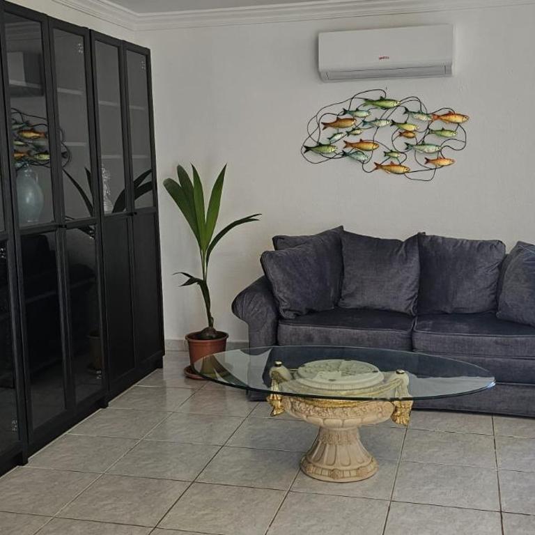 Townhouse with shared pool - Vacation Home - 13