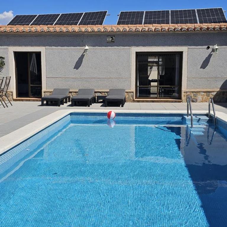 Townhouse with shared pool - Vacation Home - 9
