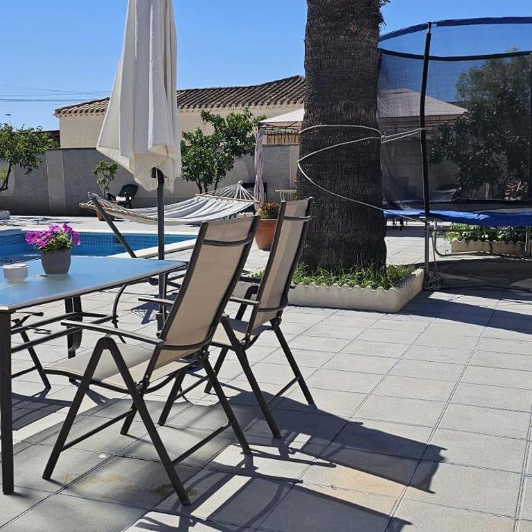 Townhouse with shared pool - Vacation Home - 39